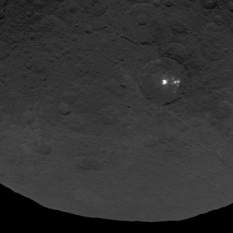 Lighted spots seen by the Dawn spacecraft on Ceres